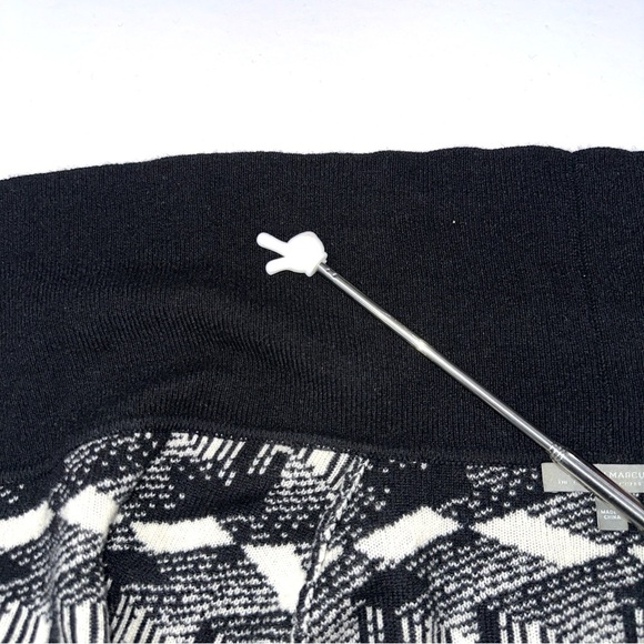 Neiman Marcus 100% Cashmere Black And Cream Abstract Open Front Drapey Cardigan - Picture 5 of 13